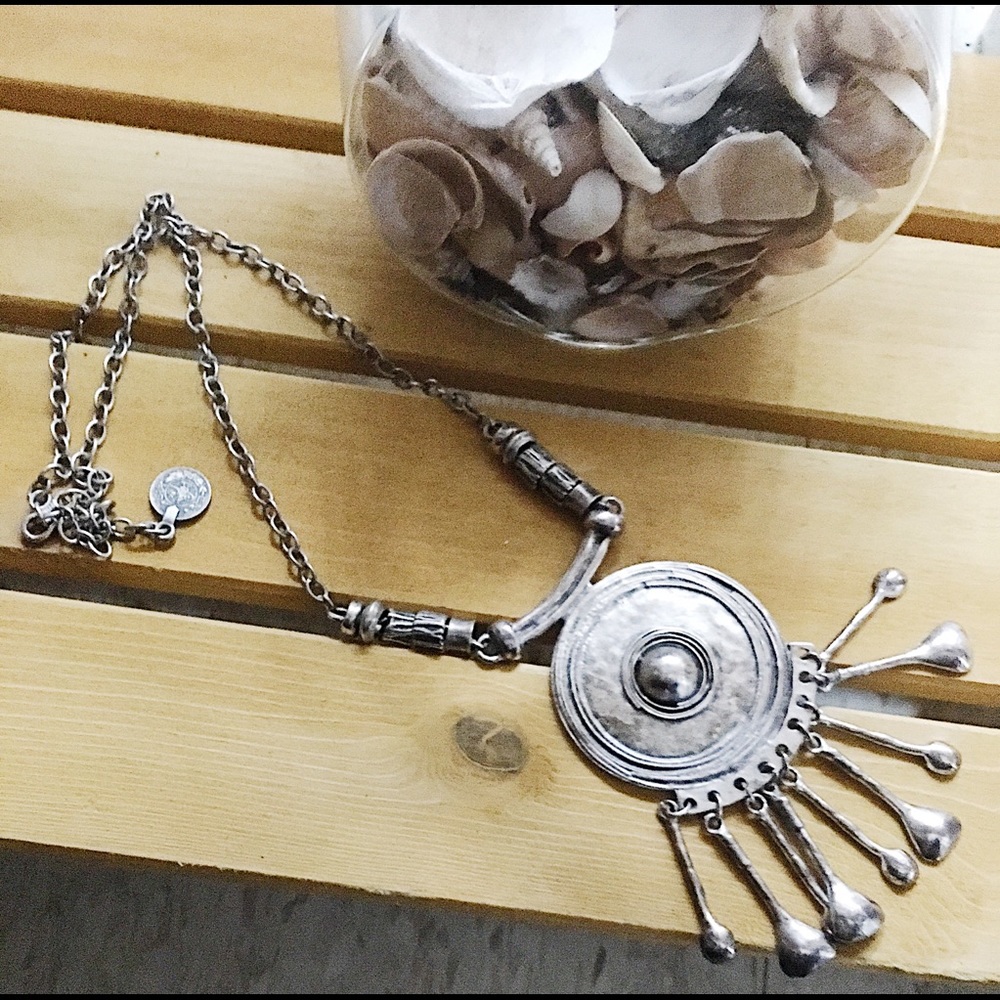 FREE PEOPLE LONG NECKLACE!!!